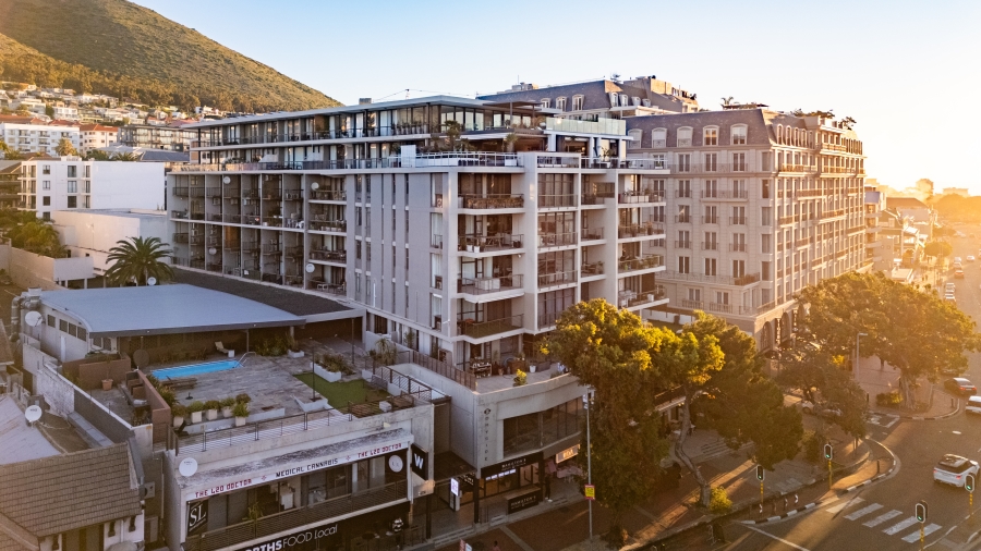 To Let 2 Bedroom Property for Rent in Green Point Western Cape